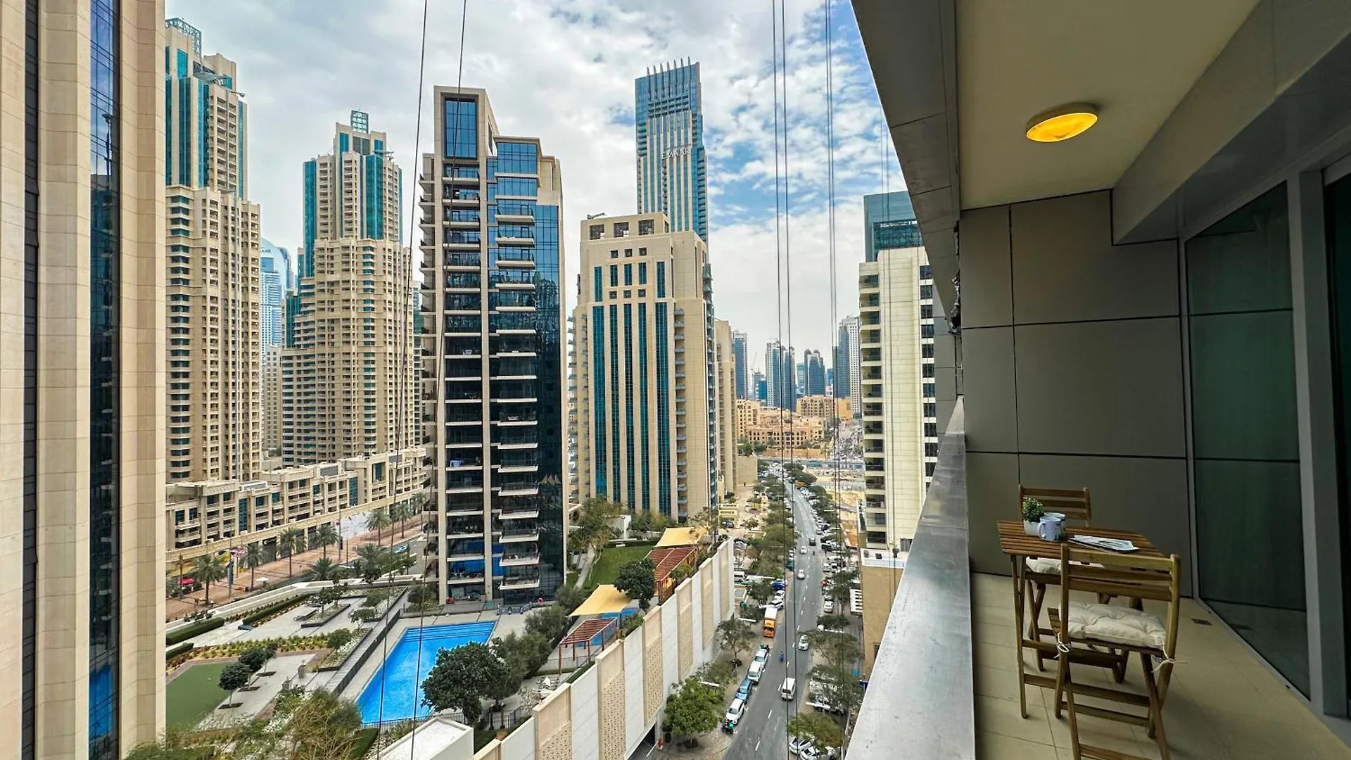 Higuests - Royal 2Br Apt With Balcony Near Burj Khalifa Dubai 0*,  United Arab Emirates